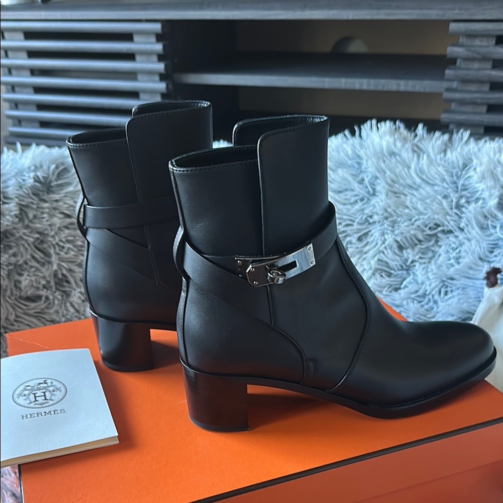 Hermès Black Leather Ankle Boots - Picture 8 of 9